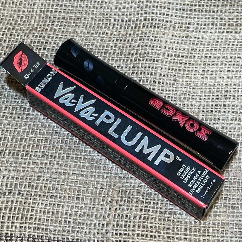 ☀️3/$25 Buxom plumping lipstick